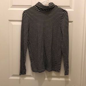 Turtle neck long sleeve